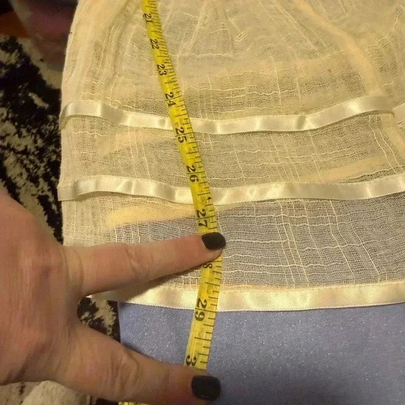 Ciel Cream Lace Trim Tunic - Picture 5 of 6